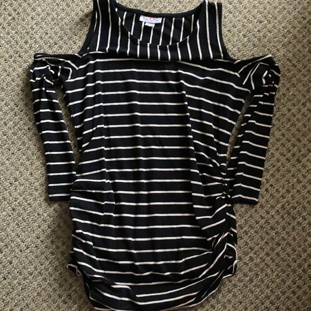 Cold shoulder 3/4 sleeve Maternity Shirt